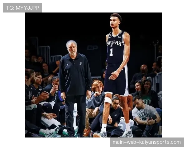 文班亚马高效领衔马刺大胜广州陈国豪闪光展现中美新星风采